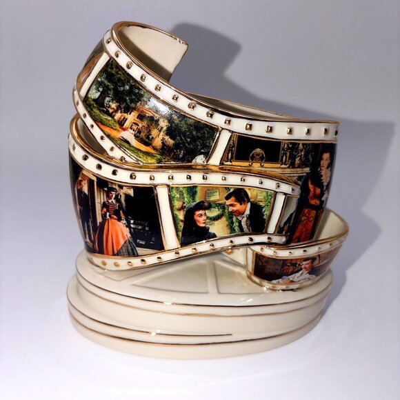 Gone With the Wind Bradford Exchange Porcelain Figurines – Set of 4 - Picture 9 of 13